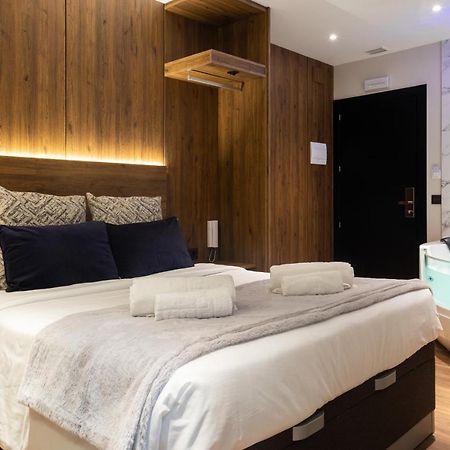Daos Suites & Terrace 마르베야 외부 사진