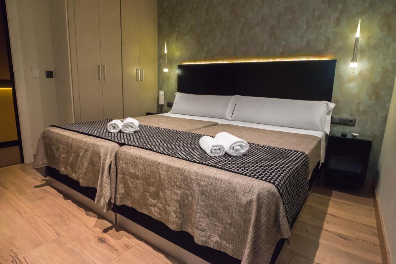 Daos Suites & Terrace 마르베야 외부 사진