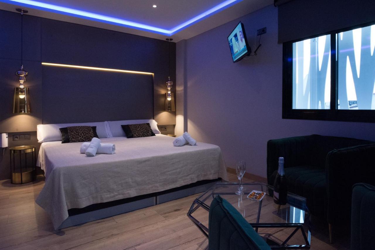 Daos Suites & Terrace 마르베야 외부 사진