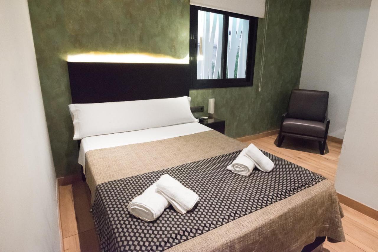 Daos Suites & Terrace 마르베야 외부 사진