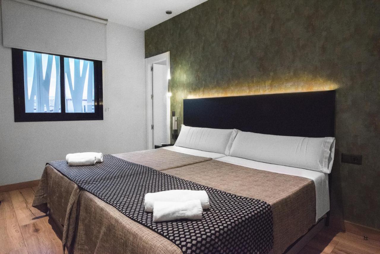 Daos Suites & Terrace 마르베야 외부 사진