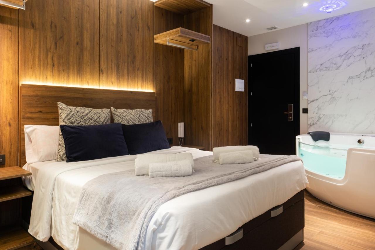 Daos Suites & Terrace 마르베야 외부 사진