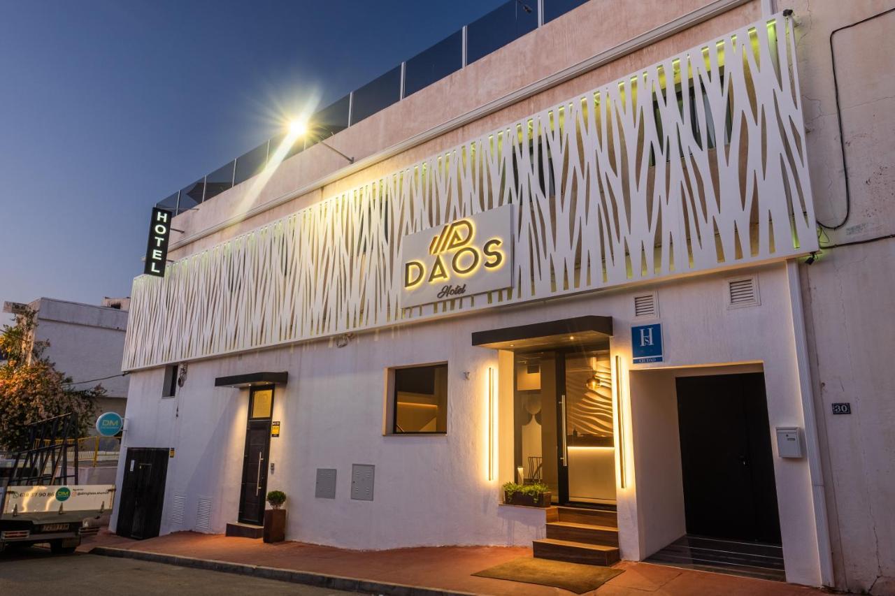 Daos Suites & Terrace 마르베야 외부 사진