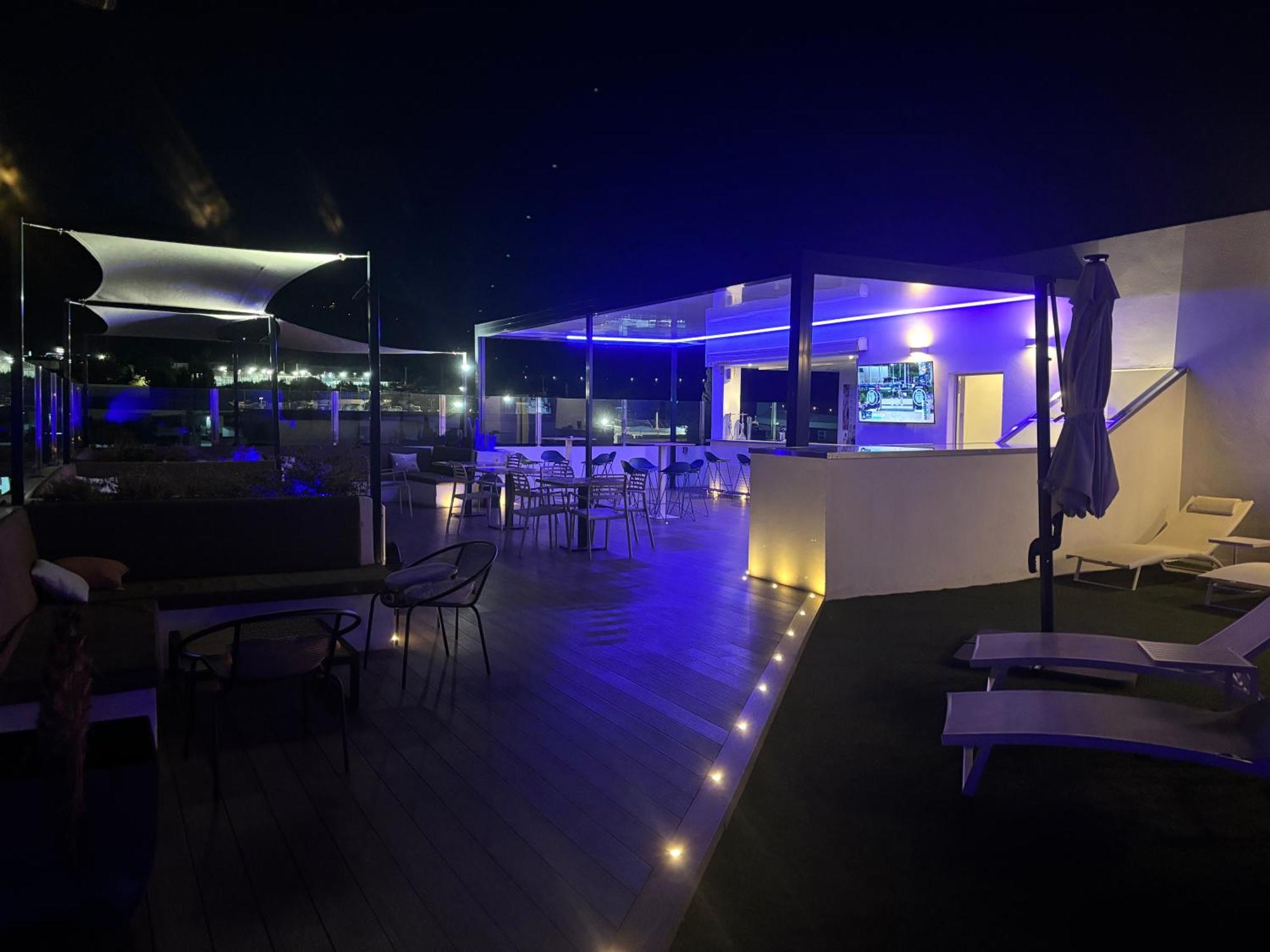 Daos Suites & Terrace 마르베야 외부 사진