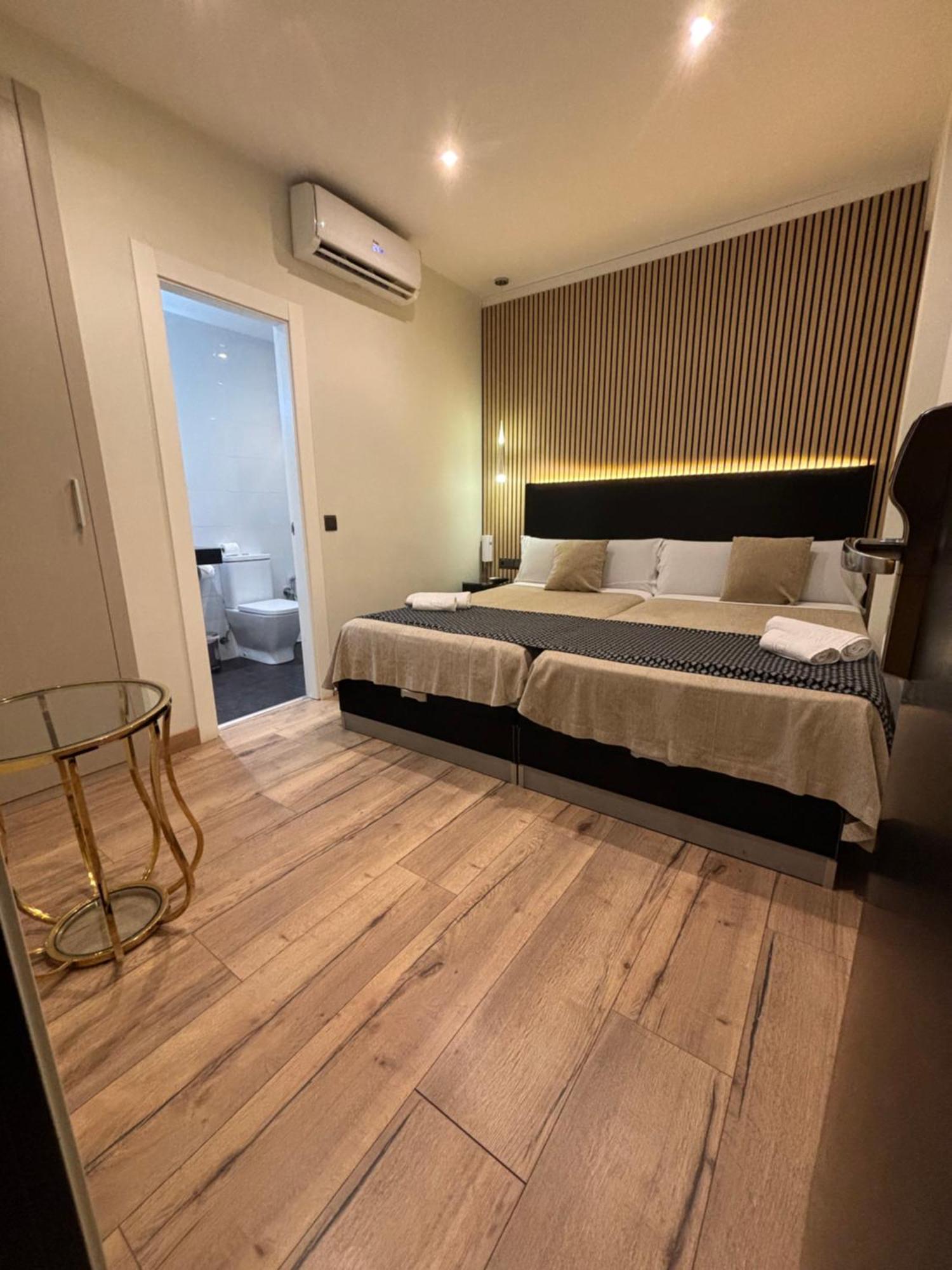 Daos Suites & Terrace 마르베야 외부 사진