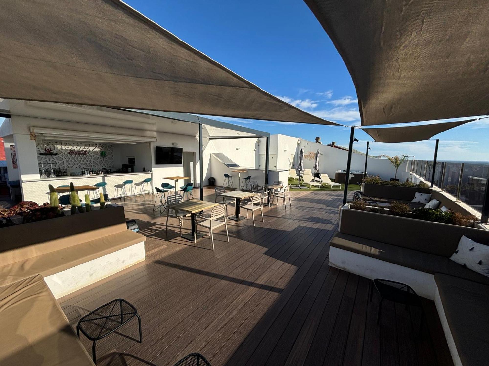 Daos Suites & Terrace 마르베야 외부 사진